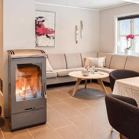 Σπίτι διακοπών Stunning In Aurland W/ Sauna, Wifi And 4 Bedrooms Vassbygdi