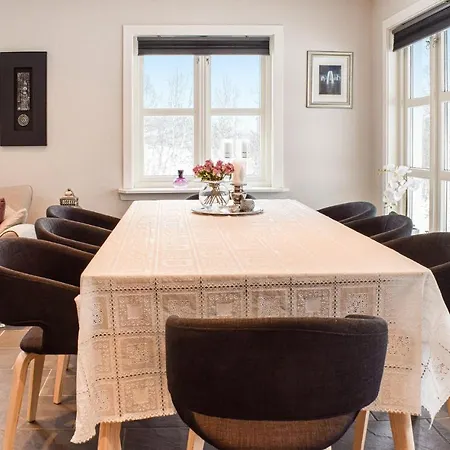 Stunning In Aurland W/ Sauna, Wifi And 4 Bedrooms * Vassbygdi