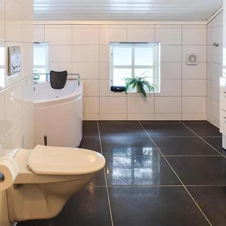 Stunning In Aurland W/ Sauna, Wifi And 4 Bedrooms *